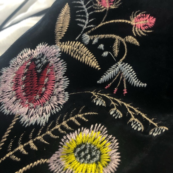 Elli White Velvet Floral Embroidered A-Line Skirt - Picture 3 of 5